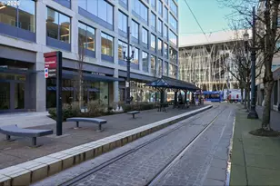 709 SW 16th Ave, Portland, OR 97205 - Photo 21