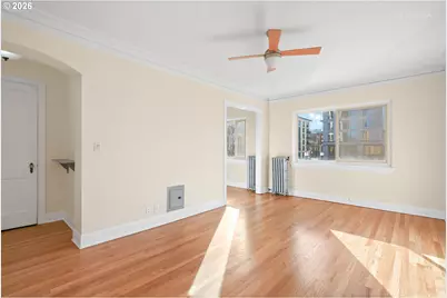 709 SW 16th Ave #308, Portland, OR 97205 - Photo 9