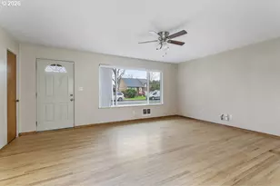 1148 18th Ave, Longview, WA 98632 - Photo 5