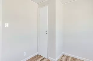 612 N Cascade Dr, Woodburn, OR 97071 - Photo 23