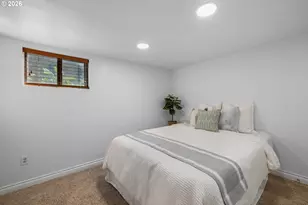 1727 N Winchell St, Portland, OR 97217 - Photo 35