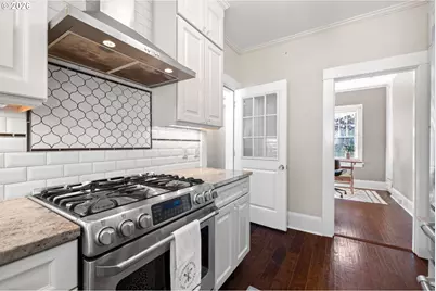 1727 N Winchell St, Portland, OR 97217 - Photo 15