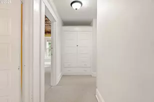 3906 S Kelly Ave, Portland, OR 97239 - Photo 27