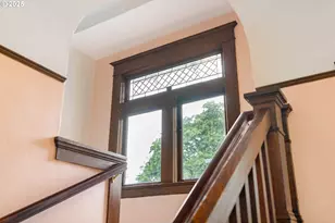 3906 S Kelly Ave, Portland, OR 97239 - Photo 9