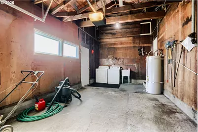 1147 SE 174th Ave, Portland, OR 97233 - Photo 25