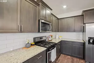 105 Kindre St, Saint Helens, OR 97051 - Photo 13