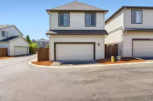 28748 SW Finland Ave, Wilsonville, OR 97070 - Photo 23