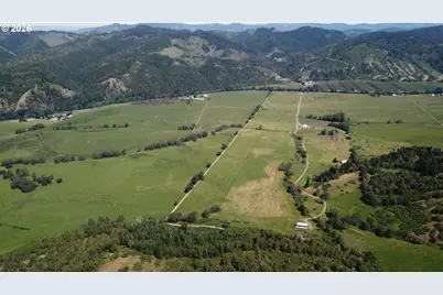 8143 Tiller Trail Hwy, Canyonville, OR 97417 - Photo 31