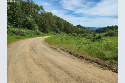 8143 Tiller Trail Hwy, Canyonville, OR 97417 - Photo 37