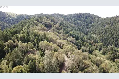 8143 Tiller Trail Hwy, Canyonville, OR 97417 - Photo 11