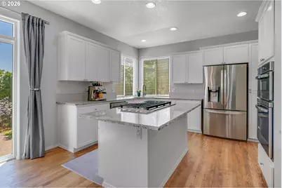 3760 NW Tustin Ranch Dr, Portland, OR 97229 - Photo 11