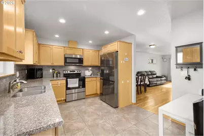 10971 SE Holgate Blvd, Portland, OR 97266 - Photo 13