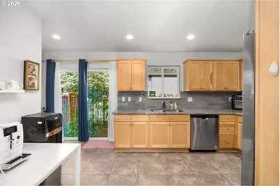 10971 SE Holgate Blvd, Portland, OR 97266 - Photo 9