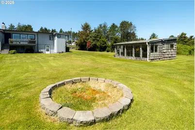 90431 Lewis Rd, Warrenton, OR 97146 - Photo 23