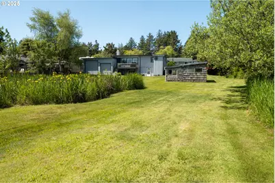 90431 Lewis Rd, Warrenton, OR 97146 - Photo 21