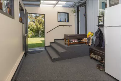 90431 Lewis Rd, Warrenton, OR 97146 - Photo 5