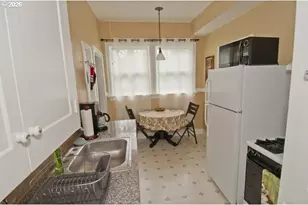 2356 NW Westover Rd, Portland, OR 97210 - Photo 7