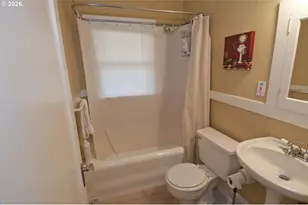 2356 NW Westover Rd, Portland, OR 97210 - Photo 13