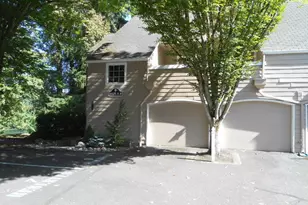 8425 SW Curry Dr, Wilsonville, OR 97070 - Photo 3