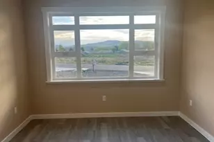 402 Lolly Ln, Dallesport, WA 98617 - Photo 11