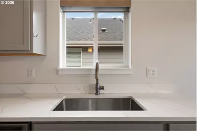 2045 SE Academy St, Dallas, OR 97338 - Photo 13