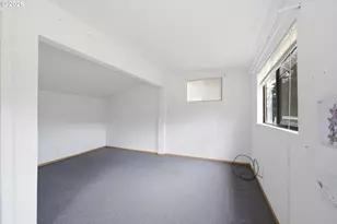 31332 Camas Swale Rd, Creswell, OR 97426 - Photo 27