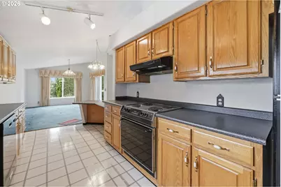 31332 Camas Swale Rd, Creswell, OR 97426 - Photo 9