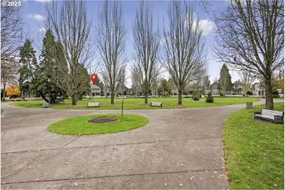 1202 NE Parks Edge Cir, Hillsboro, OR 97124 - Photo 33