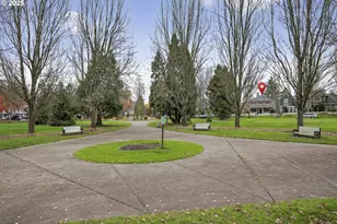 1202 NE Parks Edge Cir, Hillsboro, OR 97124 - Photo 35