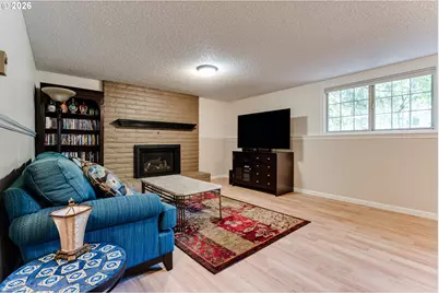 365 E 50th Ave, Eugene, OR 97405 - Photo 9