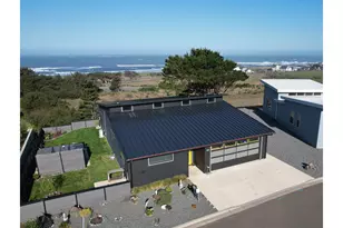 30420 Sawyer Wy, Gold Beach, OR 97444 - Photo 5