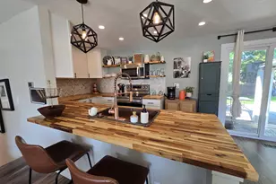 285 NE College St, Dufur, OR 97021 - Photo 9