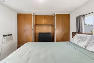 205 S 54th St, Springfield, OR 97478 - Photo 11