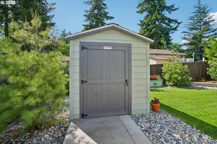 10706 SE 13th Cir, Vancouver, WA 98664 - Photo 39