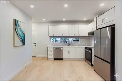 122 NE 44th Ave, Portland, OR 97213 - Photo 3