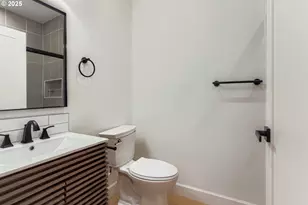 122 NE 44th Ave, Portland, OR 97213 - Photo 7