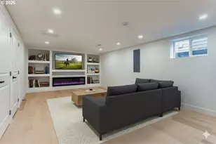 122 NE 44th Ave, Portland, OR 97213 - Photo 9