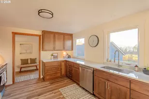 5423 Mt Vernon Rd, Springfield, OR 97478 - Photo 13