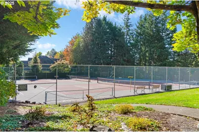 15450 NW Aberdeen Dr, Portland, OR 97229 - Photo 45