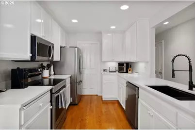 15450 NW Aberdeen Dr, Portland, OR 97229 - Photo 19