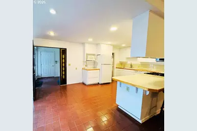 10406 NE Fargo St, Portland, OR 97220 - Photo 5