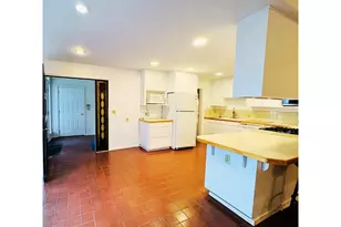 10406 NE Fargo St, Portland, OR 97220 - Photo 5