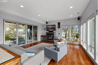 6515 S Corbett Ave, Portland, OR 97239 - Photo 3