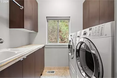 6515 S Corbett Ave, Portland, OR 97239 - Photo 33