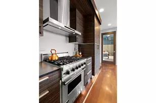 6515 S Corbett Ave, Portland, OR 97239 - Photo 9