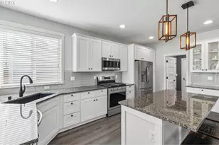 2377 N O St, Washougal, WA 98671 - Photo 9