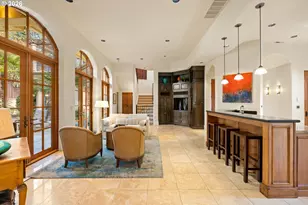 811 NE Brennan Ln, Hillsboro, OR 97124 - Photo 9