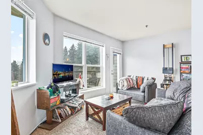 222 NW Uptown Ter, Portland, OR 97210 - Photo 9