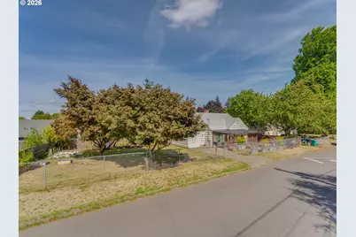 6709 NE Sumner St, Portland, OR 97218 - Photo 3