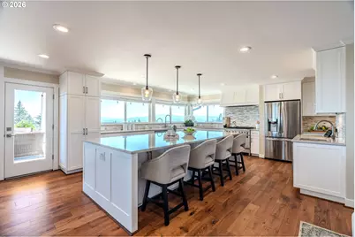 9700 SE Castle Ct, Damascus, OR 97089 - Photo 13